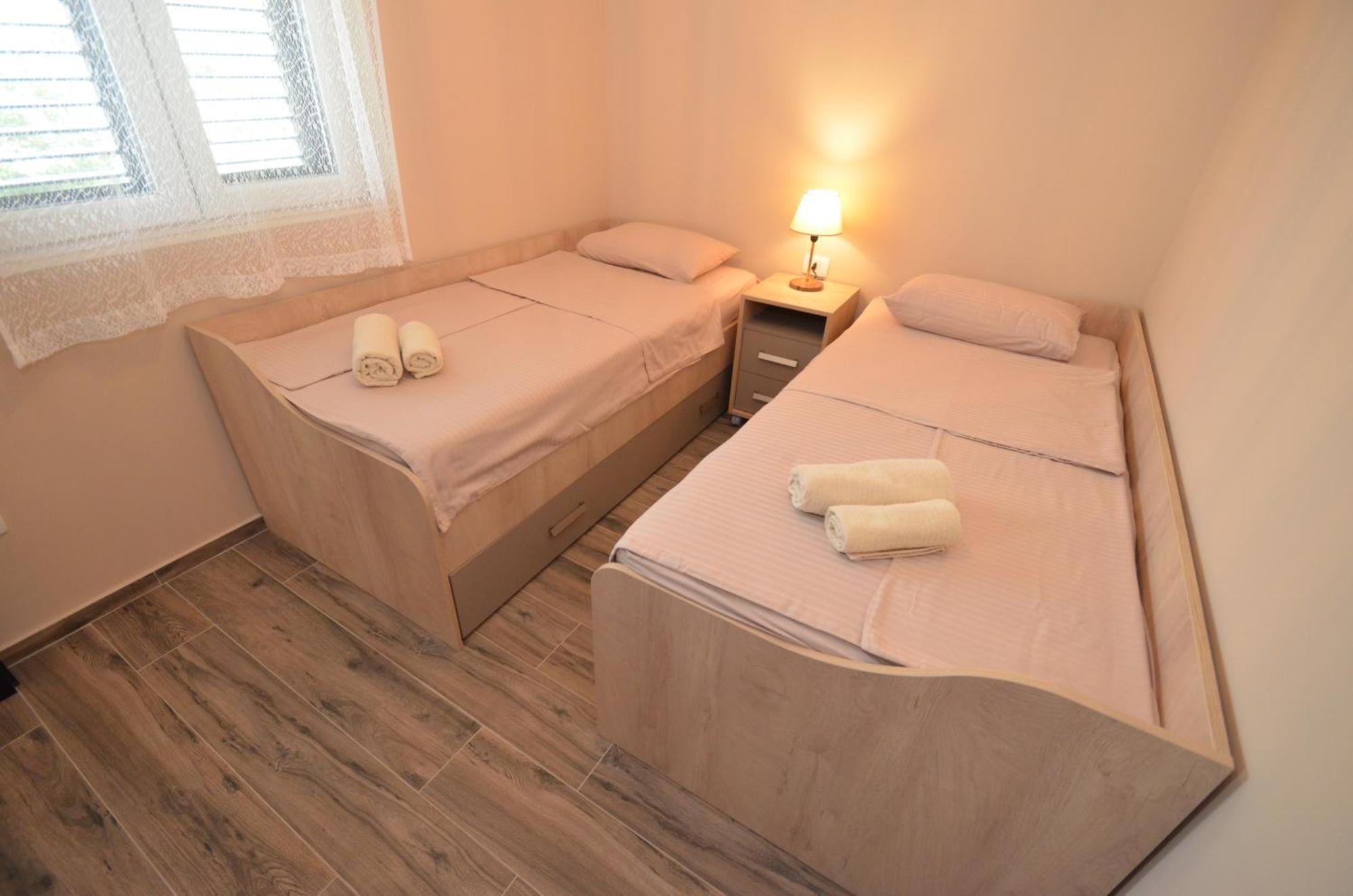 Apartments Orizzonte With Beautiful View Of The Bay Kotor Eksteriør billede